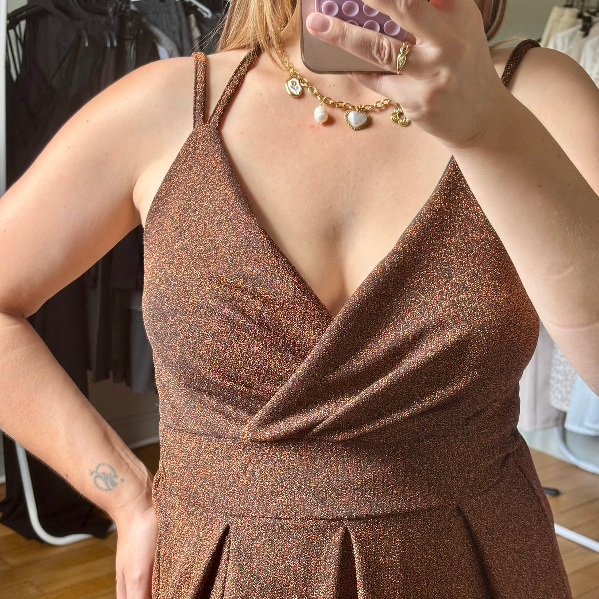 Robe longue marron pailletée