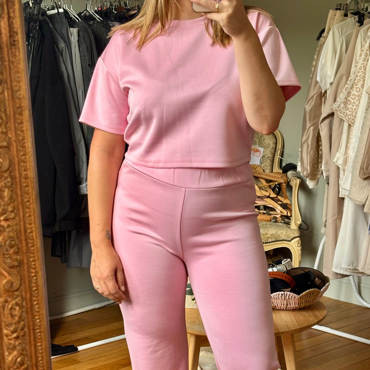 Ensemble jogging rose