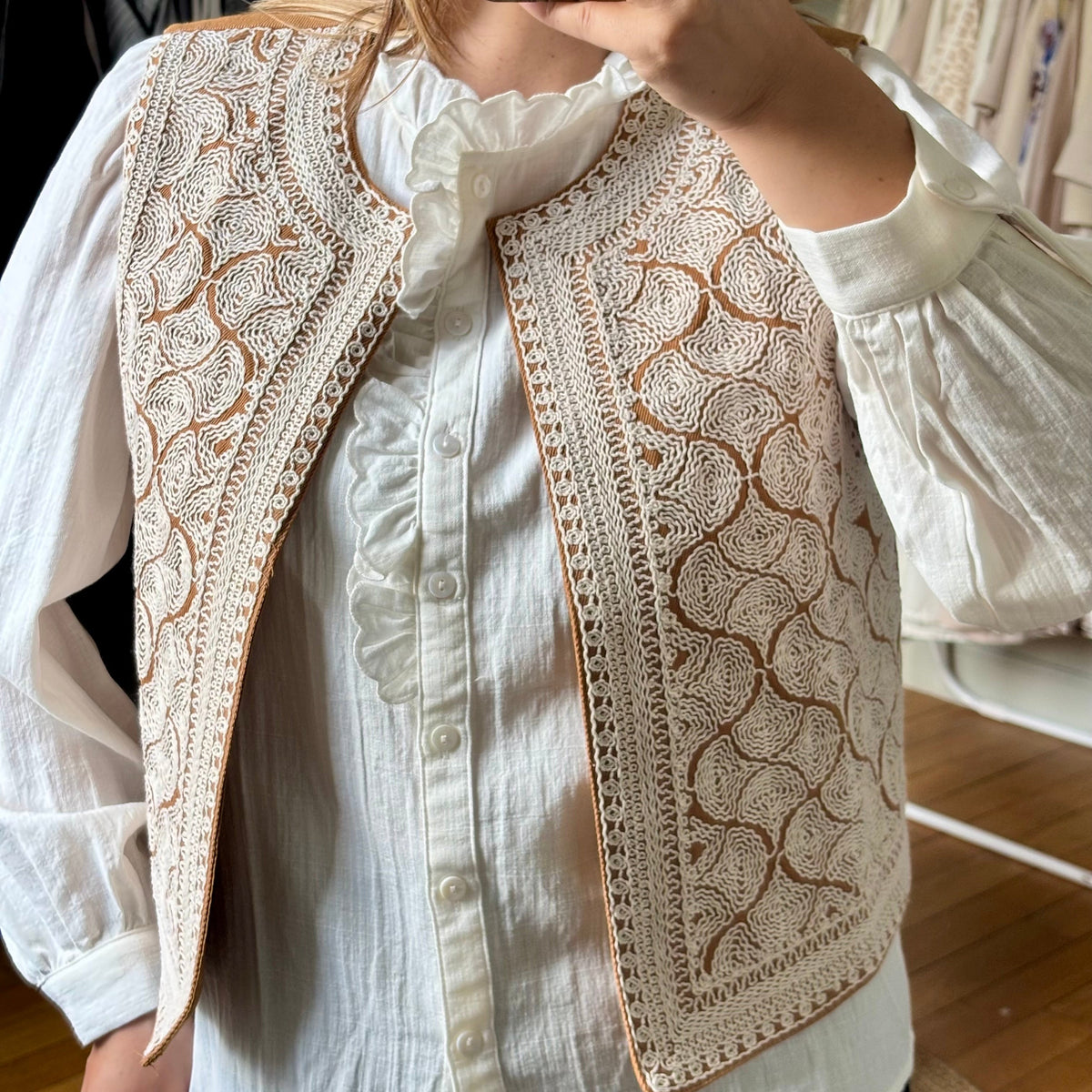 Gilet sans manches broderie folkloriques
