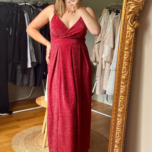 Robe longue rouge pailletée