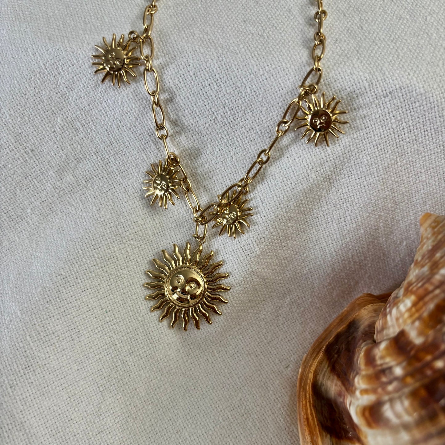 Collier breloques • Acier inoxydable doré