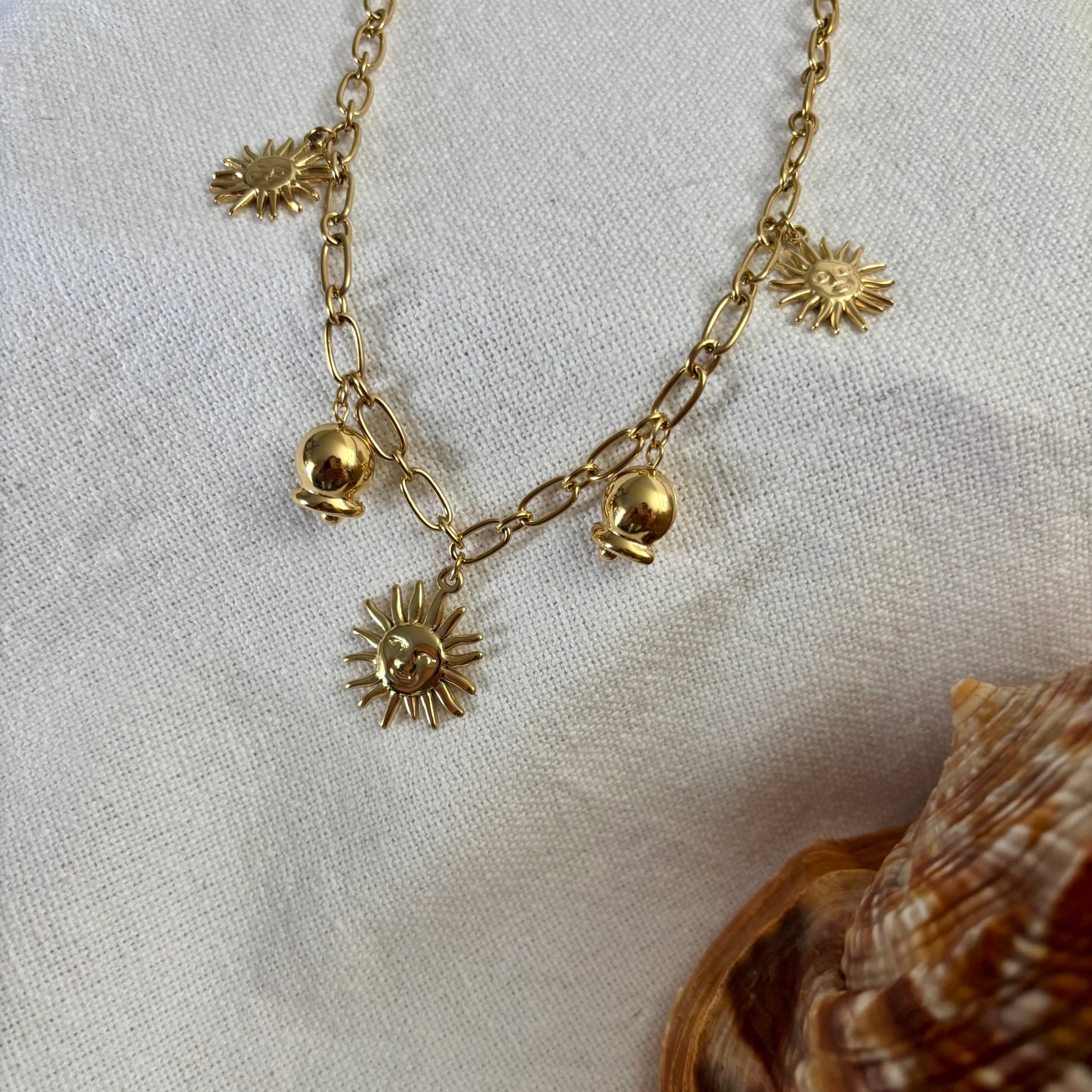 Collier breloques • Acier inoxydable doré
