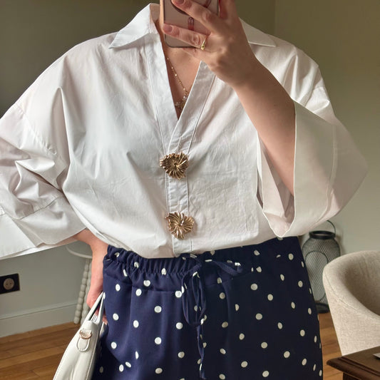 Chemise boutons bijoux fleurs dorées