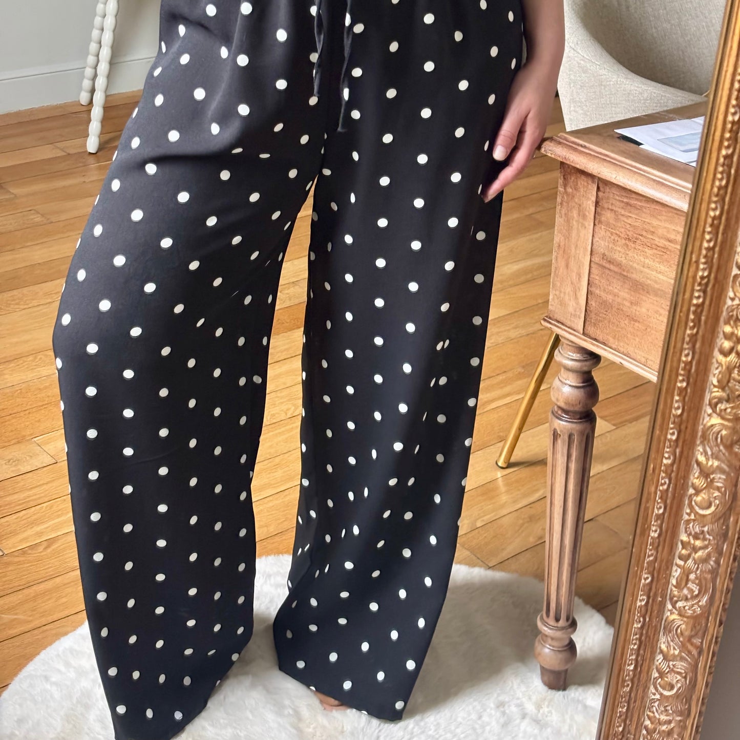 Pantalon fluide noir à pois
